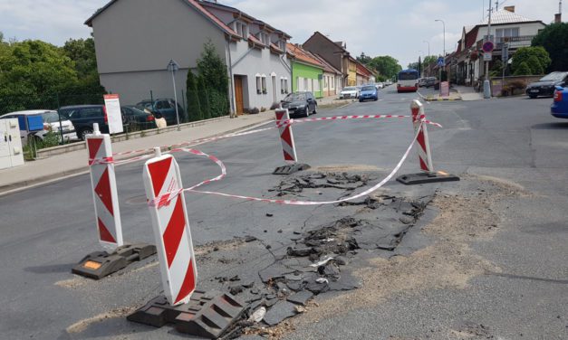 Pozvánka na mimořádné zasedání zastupitelstva města