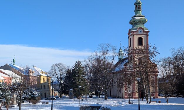 Kostelec očima obyvatel: silná komunita, slabé řízení města